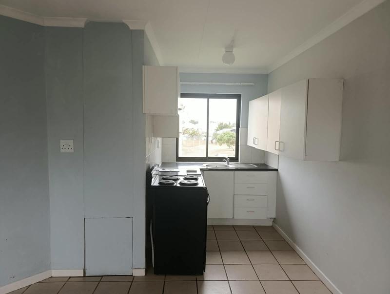 To Let 2 Bedroom Property for Rent in Guldenland Western Cape